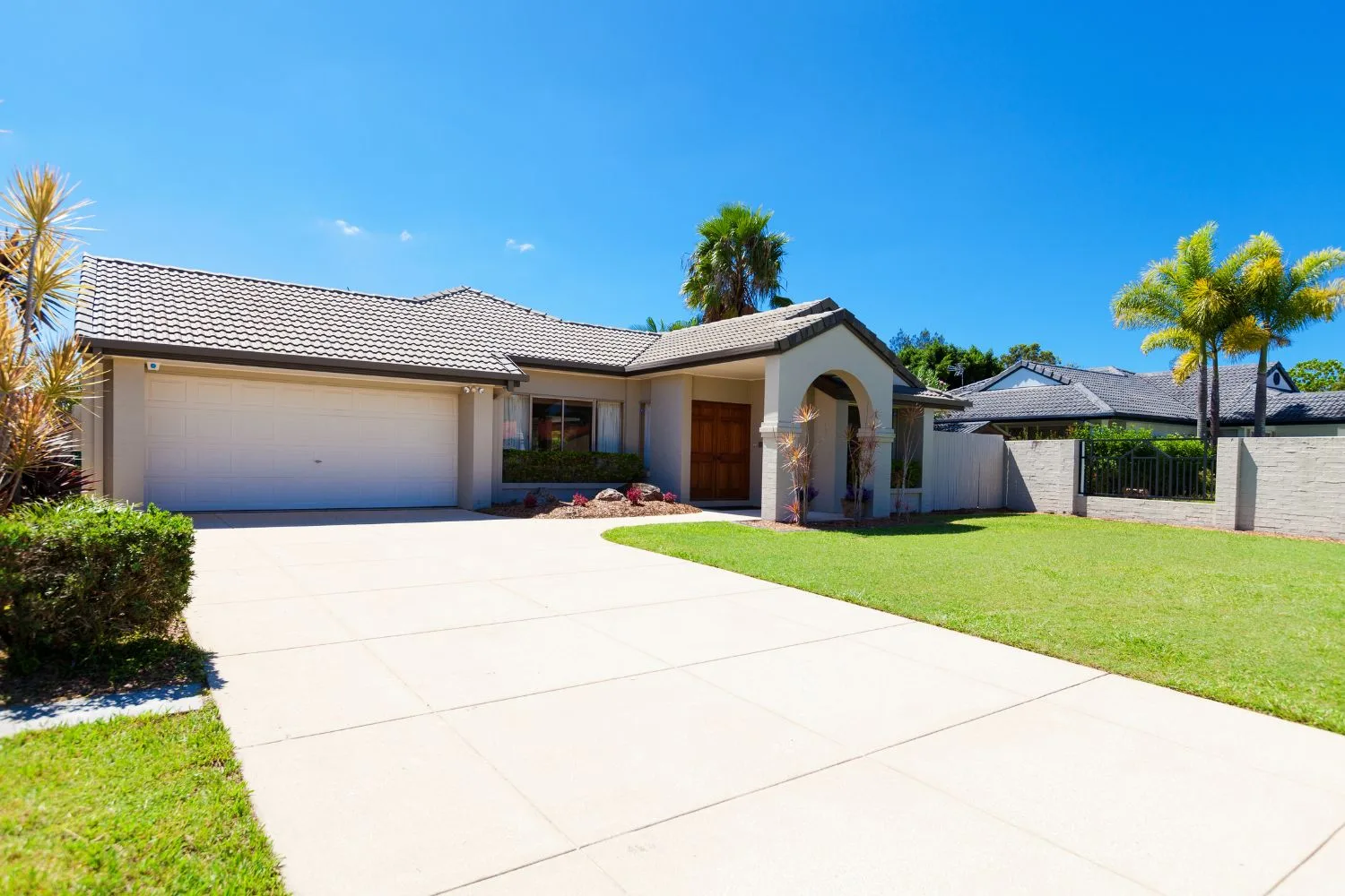 Concrete driveway with clean, straight edges
